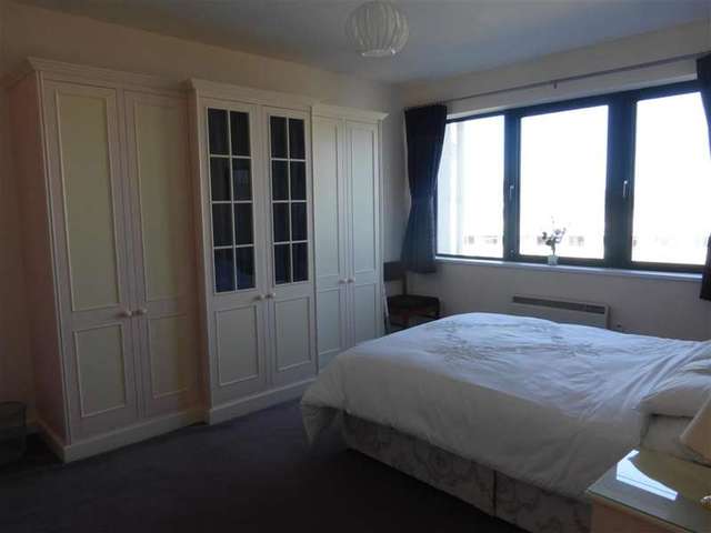  Image of 2 Bedroom Flat for sale at Folkestone Kent Folkestone, CT20 2DR
