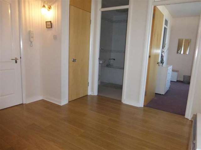  Image of 2 Bedroom Flat for sale at Folkestone Kent Folkestone, CT20 2DR
