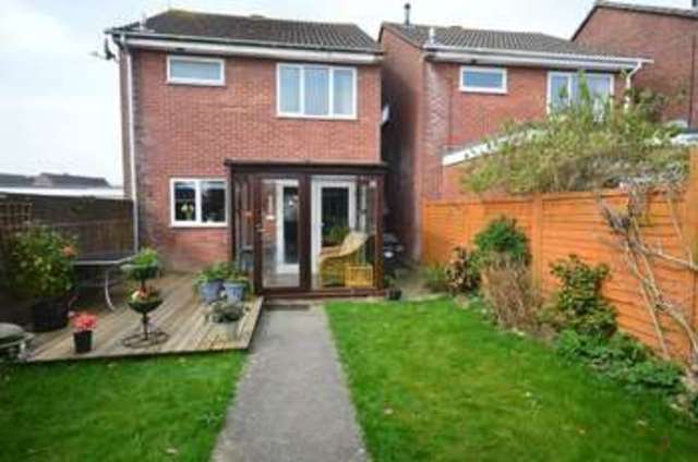  Image of 3 Bedroom Detached for sale at Runnymede Road  Yeovil, BA21 5RY