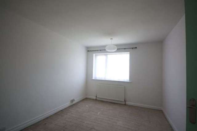  Image of 2 Bedroom Detached for sale at Morris Avenue  Rushden, NN10 9PB