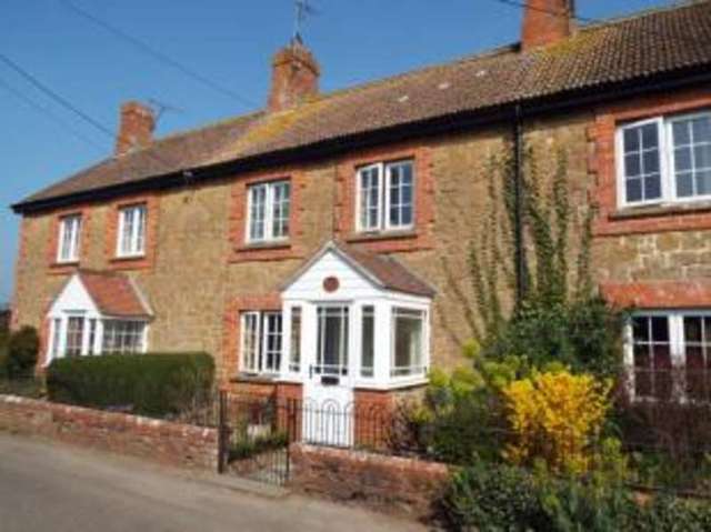  Image of 2 Bedroom Terraced for sale at Barrington Ilminster Barrington, TA19 0JP