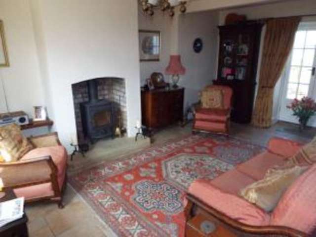  Image of 2 Bedroom Terraced for sale at Barrington Ilminster Barrington, TA19 0JP
