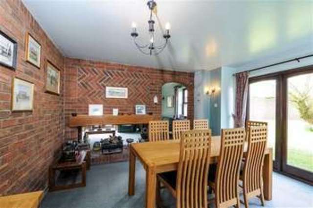  Image of 5 Bedroom Property for sale at Broad Hinton Broad Hinton, SN4 9PA