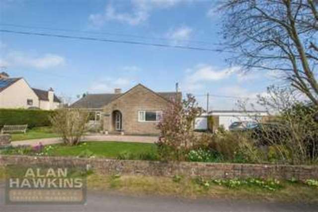  Image of 3 Bedroom Detached for sale at Olivemead Lane Chippenham Chippenham, SN15 4JF