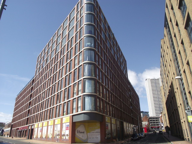  Image of 1 Bedroom Apartment to rent at City Centre West Midlands Birmingham, B5 4TR