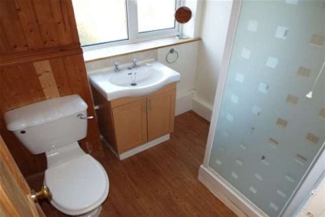  Image of 2 Bedroom Flat to rent at Nottingham, NG11 7FY
