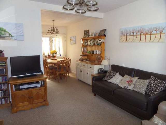  Image of 3 Bedroom Terraced for sale at Newport Pagnell, MK16 9AL