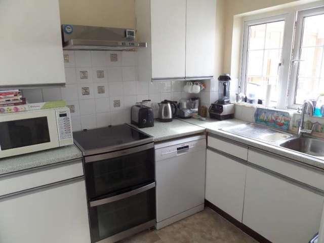  Image of 3 Bedroom Terraced for sale at Newport Pagnell, MK16 9AL