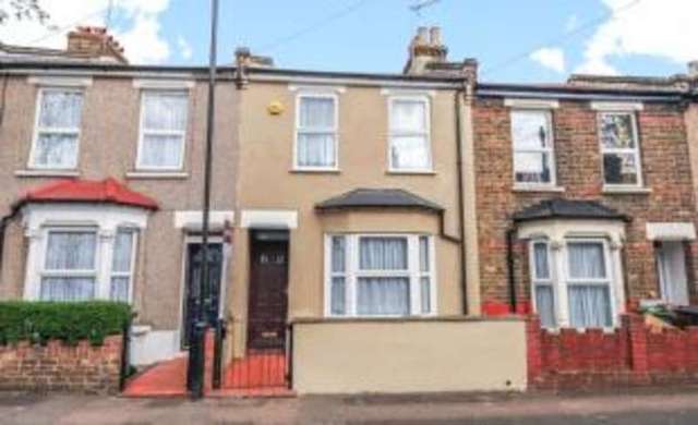  Image of 2 Bedroom Terraced for sale at Walthamstow  Blackhorse Road, E17 8DB