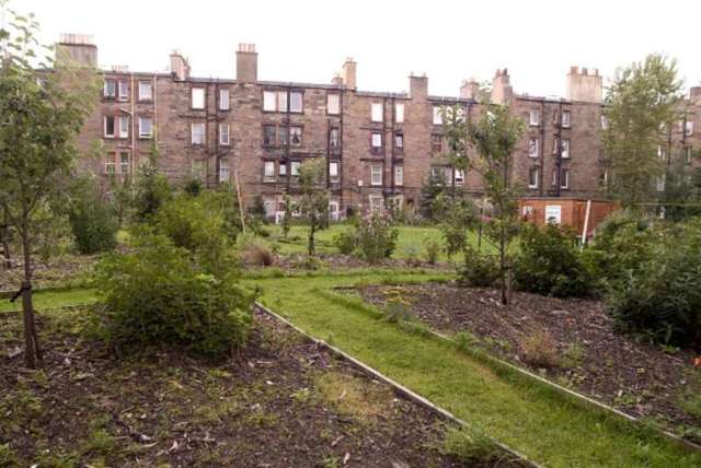  Image of 1 Bedroom Flat for sale at Smithfield Street  Edinburgh, EH11 2PH