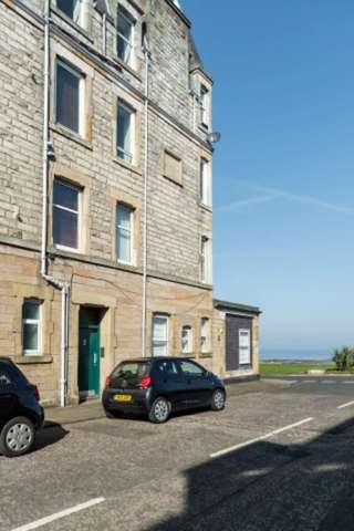  Image of 1 Bedroom Flat for sale at Beach Lane  Musselburgh, EH21 6LB