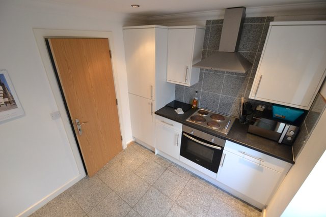  Image of 1 Bedroom Flat to rent at Roath Cardiff Roath, CF24 3NW