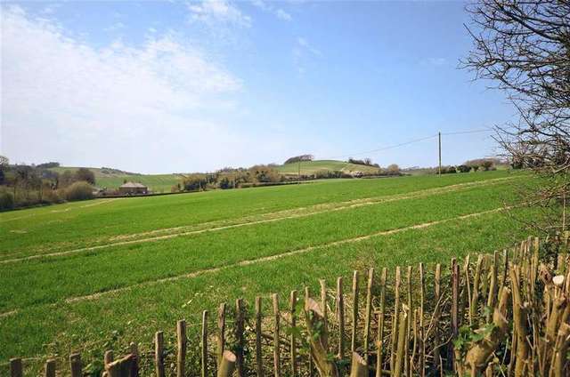  Image of 3 Bedroom End of Terrace for sale at Folkestone Kent Folkestone, CT18 7EW