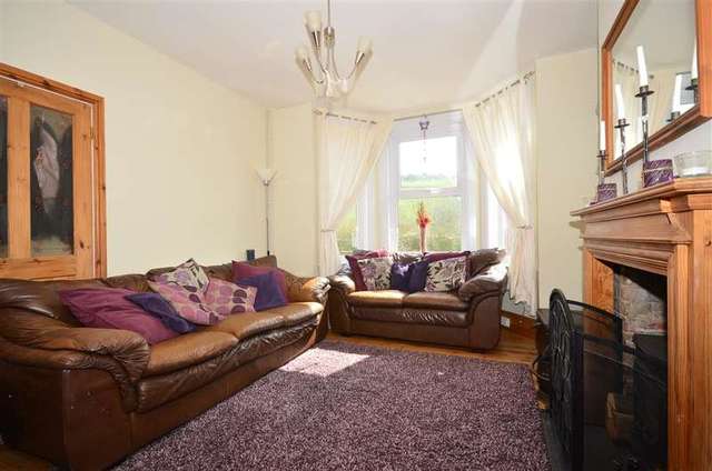  Image of 3 Bedroom End of Terrace for sale at Folkestone Kent Folkestone, CT18 7EW