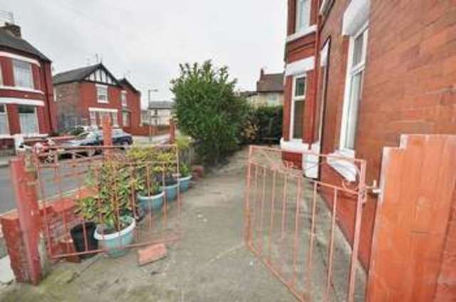  Image of 2 Bedroom Flat for sale at Wallasey, CH44 9BZ