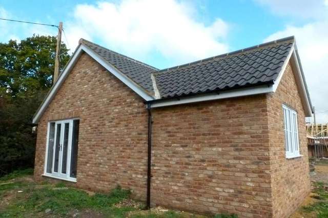  Image of 3 Bedroom Bungalow to rent at Attleborough Road Morley St. Peter Wymondham, NR17 2JZ