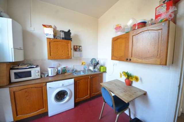  Image of 2 Bedroom Apartment to rent at Caledonian Road  Islington, N1 1ED