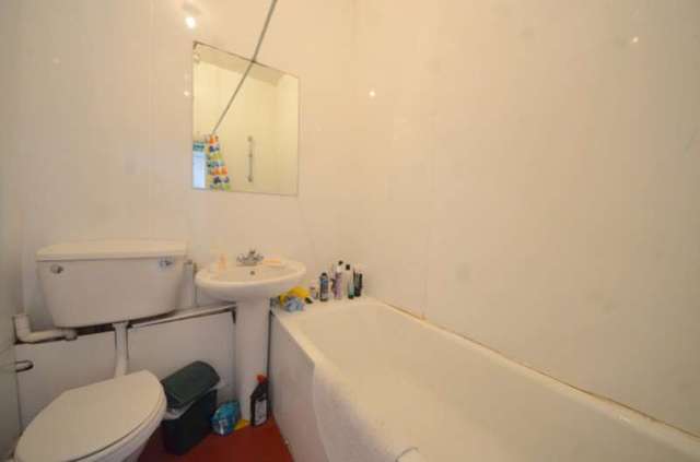  Image of 2 Bedroom Apartment to rent at Caledonian Road  Islington, N1 1ED