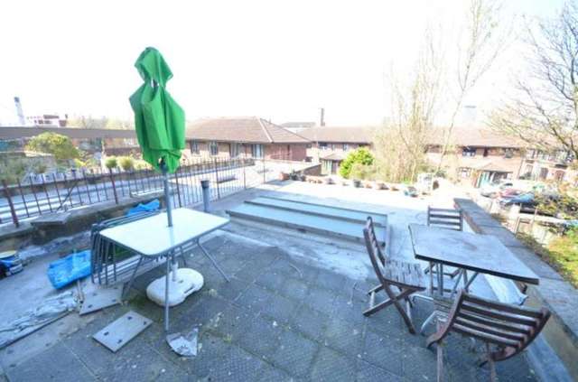  Image of 2 Bedroom Apartment to rent at Caledonian Road  Islington, N1 1ED
