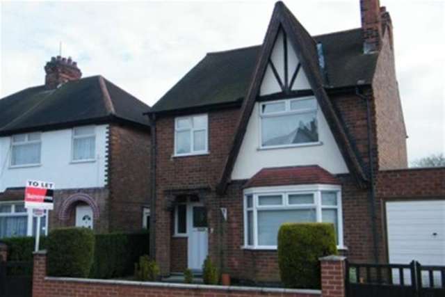  Image of 3 Bedroom Detached to rent at Nottingham, NG9 5EE
