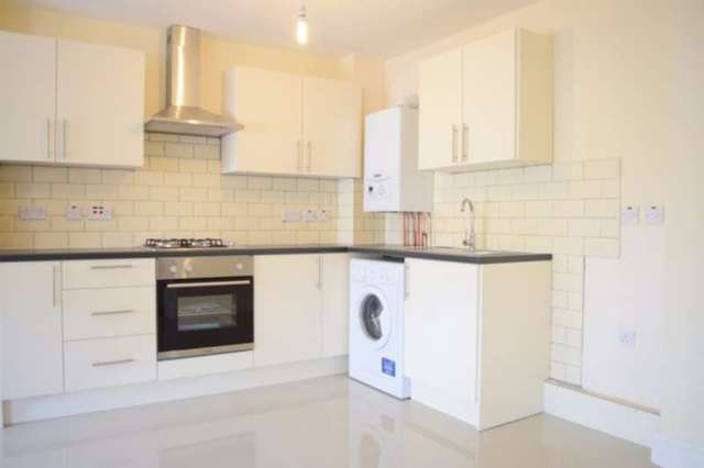  Image of 1 Bedroom Apartment to rent at Ilford, IG1 1BA