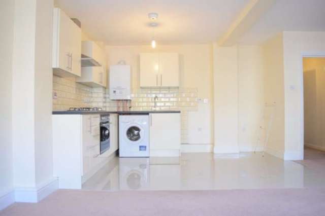  Image of 1 Bedroom Apartment to rent at Ilford, IG1 1BA