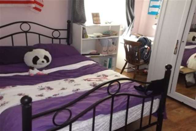  Image of 3 Bedroom Detached to rent at Nottingham, NG7 2PG