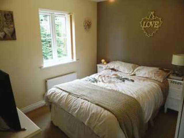  Image of 3 Bedroom Terraced for sale at Four Acre Meadow  Bridgwater, TA6 3UP