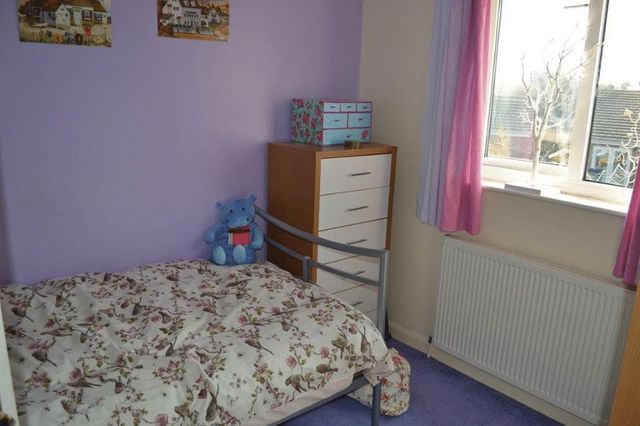  Image of 3 Bedroom Semi-Detached for sale at Gleneagles Crescent  New Holland, DN19 7TL