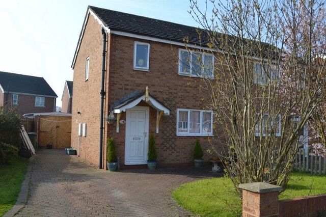  Image of 3 Bedroom Semi-Detached for sale at Gleneagles Crescent  New Holland, DN19 7TL