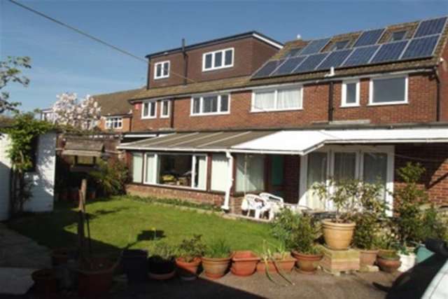  Image of 5 Bedroom Detached to rent at Waltham Cross, EN7 5JR