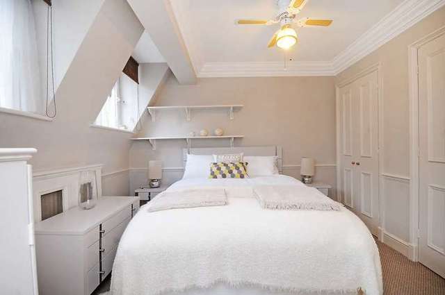  Image of 2 Bedroom Apartment to rent at Fitzjohn`s Avenue Hampstead London, NW3 6PH
