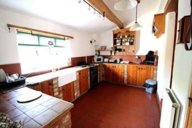  Image of 2 Bedroom Semi-Detached for sale at Hanbury Road Hanbury Bromsgrove, B60 4DA