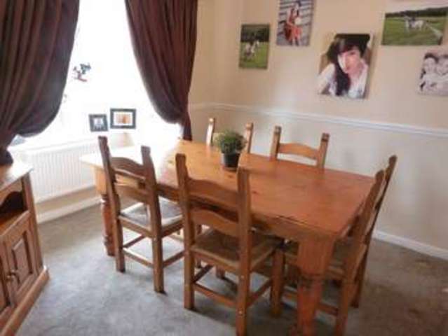  Image of 4 Bedroom Detached for sale at Hutchins Lane  Oldham, OL4 2RF