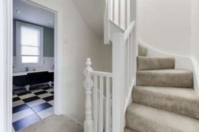  Image of 4 Bedroom Terraced for sale at Ladbroke Road  Enfield, EN1 1HX