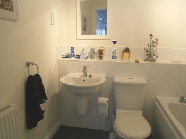  Image of 2 Bedroom Flat to rent at Dalkeith MidLothian MidLothian, EH22 2AW