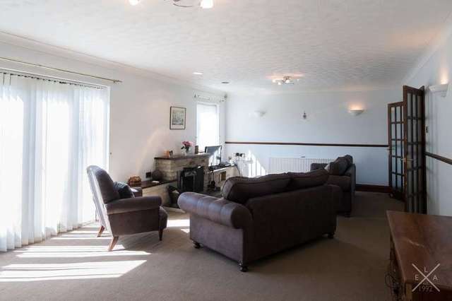  Image of 4 Bedroom Detached for sale at Hemsby Great Yarmouth Norfolk, NR29 4NQ