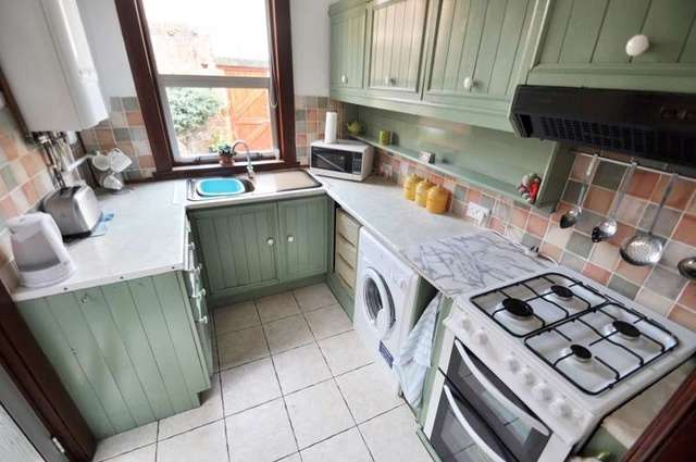  Image of 4 Bedroom Detached for sale at Wallaey, CH45 3LD