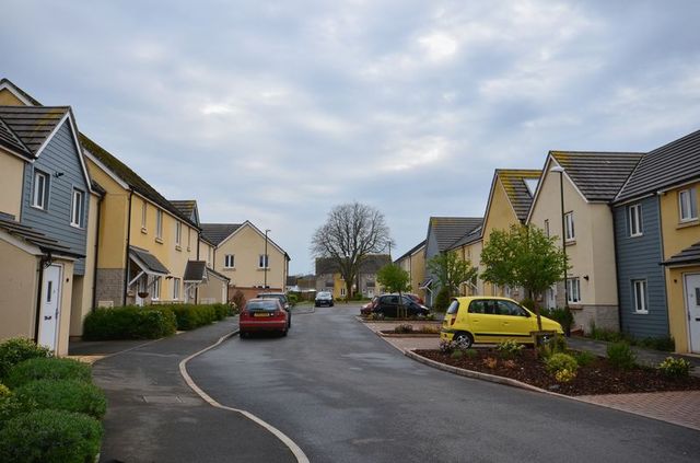  Image of 2 Bedroom Flat for sale at Pavilions Close  Brixham, TQ5 8BU