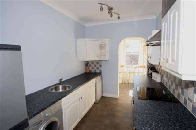  Image of 2 Bedroom Flat to rent at Ayr, KA7 2TS