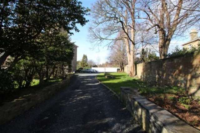  Image of 2 Bedroom Flat to rent at Ayr, KA7 2TS