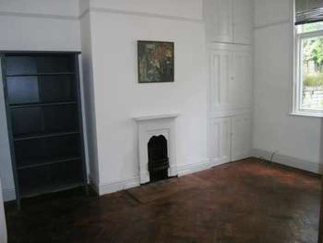 Image of 2 Bedroom Flat to rent at Wallasey, CH45 7PS