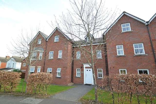  Image of 2 Bedroom Flat for sale at Augustine Court Spire View Salisbury, SP2 7GA