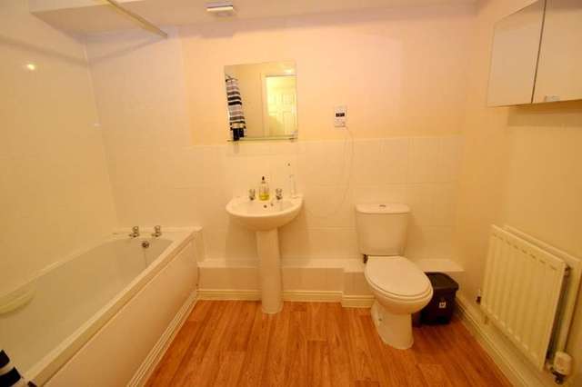  Image of 2 Bedroom Flat for sale at Augustine Court Spire View Salisbury, SP2 7GA