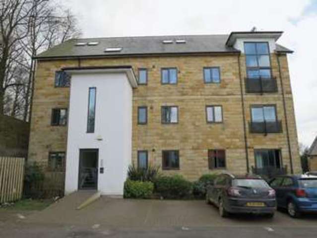  Image of 2 Bedroom Flat to rent at Troy Road Morley Leeds, LS27 8JG