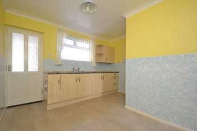  Image of 3 Bedroom Detached to rent at Stafford Avenue  Norwich, NR5 0QE