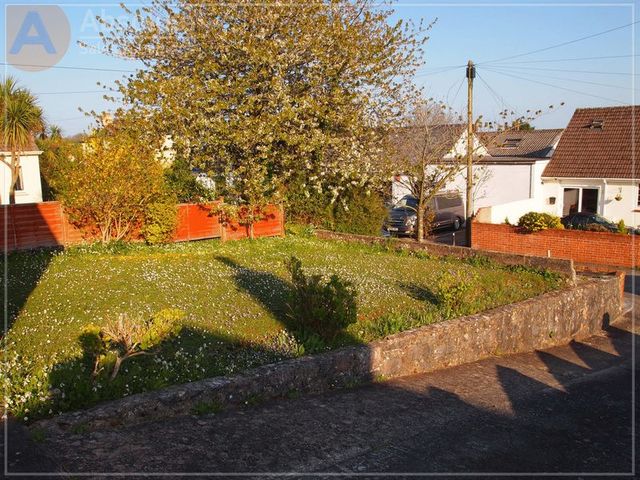  Image of 3 Bedroom Bungalow for sale at Suncrest Close Barton Barton, TQ2 8HR