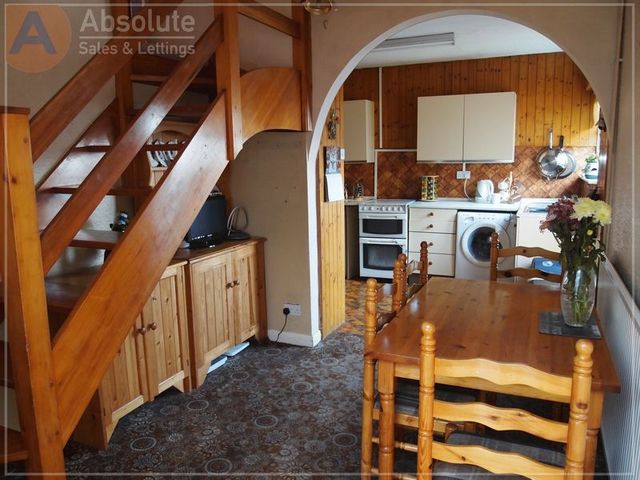  Image of 3 Bedroom Bungalow for sale at Suncrest Close Barton Barton, TQ2 8HR