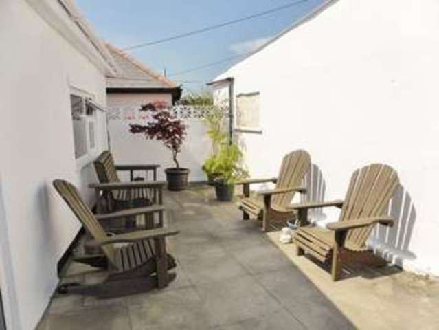  Image of 3 Bedroom Detached for sale at Tresawls Avenue  Truro, TR1 3LA