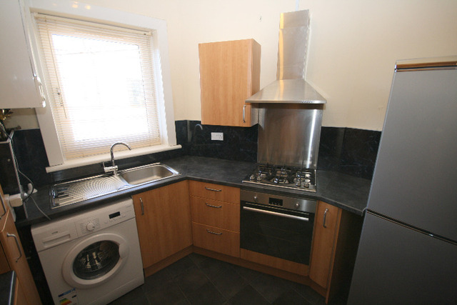  Image of 1 Bedroom Flat to rent at West End Dundee Dundee, DD2 2JD